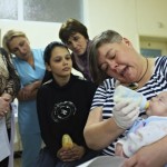 Ема Саутби демонстрира правилно хранене